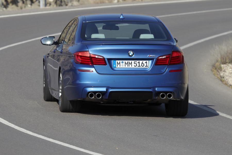  BMW M5 2011 года  (фото 107 из 344)